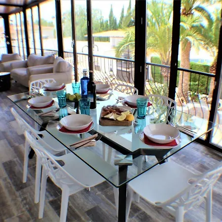 Costa Levante فيلة