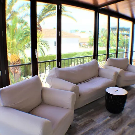 فيلة Costa Levante